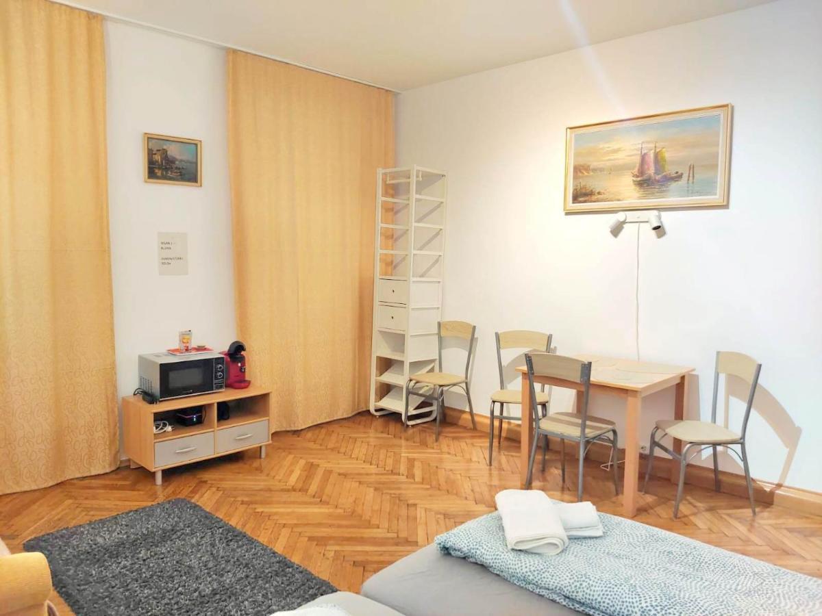 Center ! 3 Stops Away From The Center Of Vienna! Extérieur photo